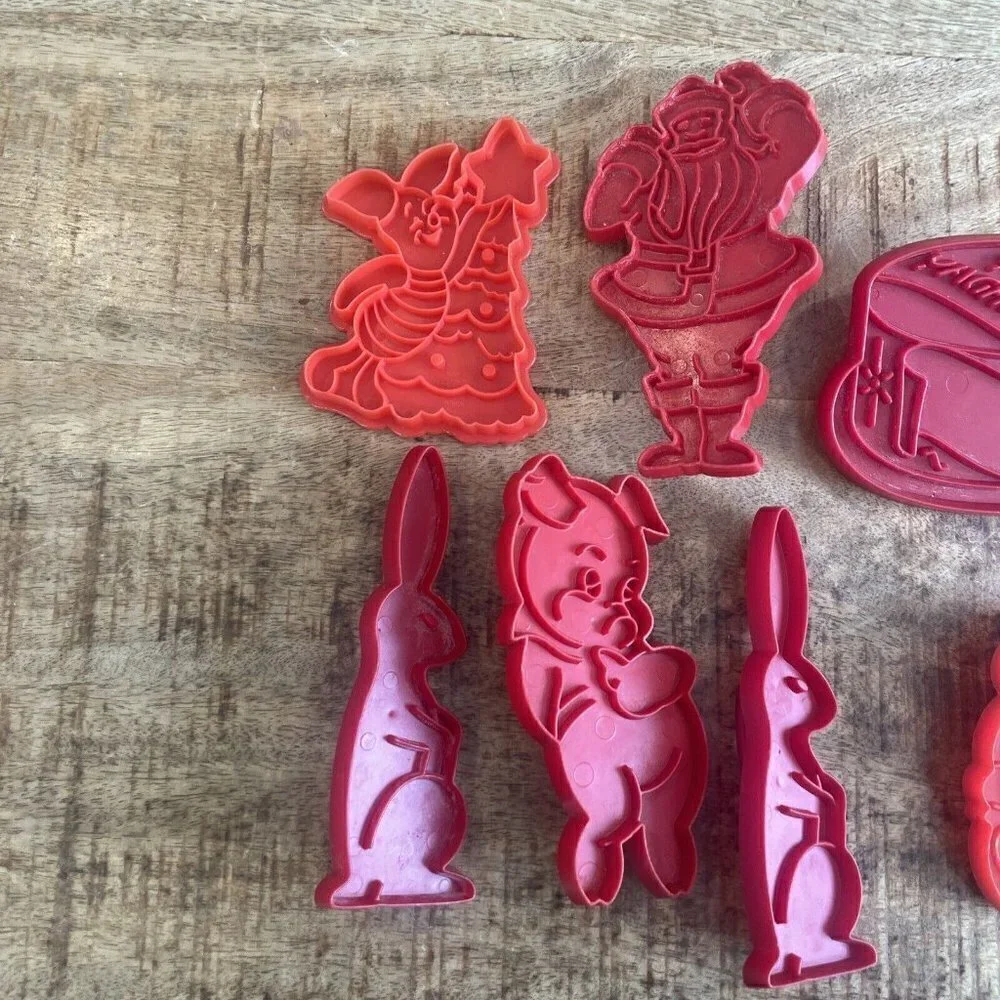 Vintage Red Holiday Cookie Cutters Pig Santa Rabbit Birthday Cake Piglet Porky